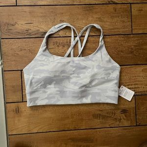 Size 10 Lululemon energy bra -NWT